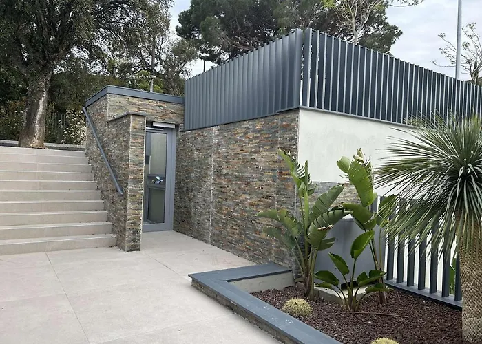 **sainte-maxime: Neuf 2 Pièces, Terrasse, Clim, 4 Couchages** - Fr-1-226-519