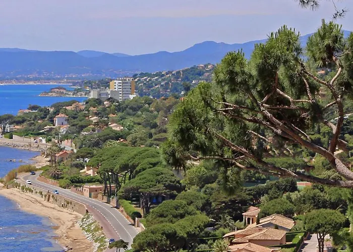 **sainte-maxime: Neuf 2 Pièces, Terrasse, Clim, 4 Couchages** - Fr-1-226-519 Apartment