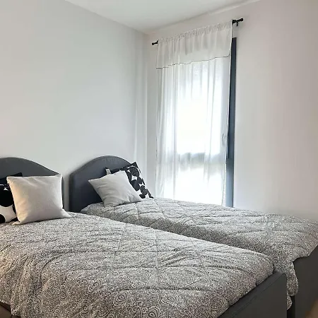 **sainte-maxime: Neuf 2 Pieces, Terrasse, Clim, 4 Couchages** - Fr-1-226-519 아파트 생트막시메