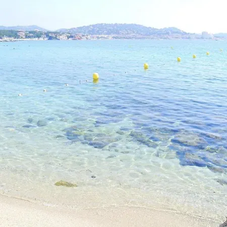 Apartment **sainte-maxime: Neuf 2 Pieces, Terrasse, Clim, 4 Couchages** - Fr-1-226-519