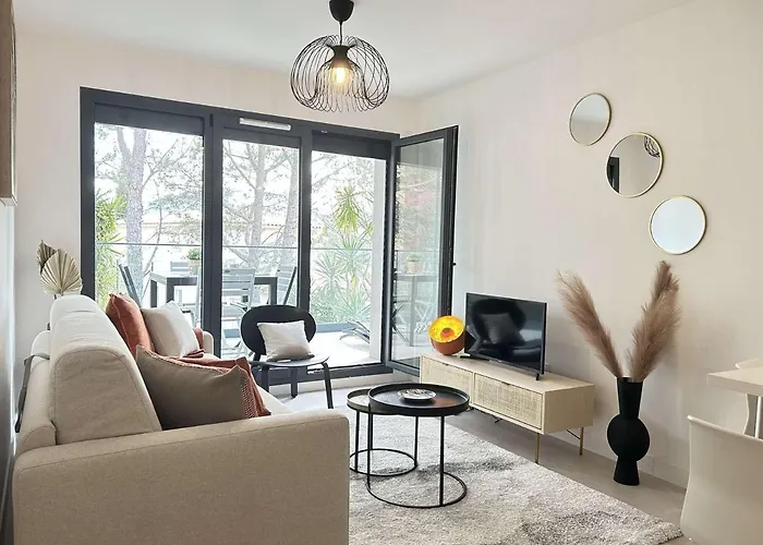 **sainte-maxime: Neuf 2 Pieces, Terrasse, Clim, 4 Couchages** - Fr-1-226-519