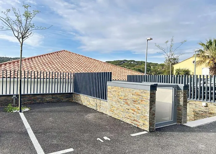 아파트 **sainte-maxime: Neuf 2 Pieces, Terrasse, Clim, 4 Couchages** - Fr-1-226-519